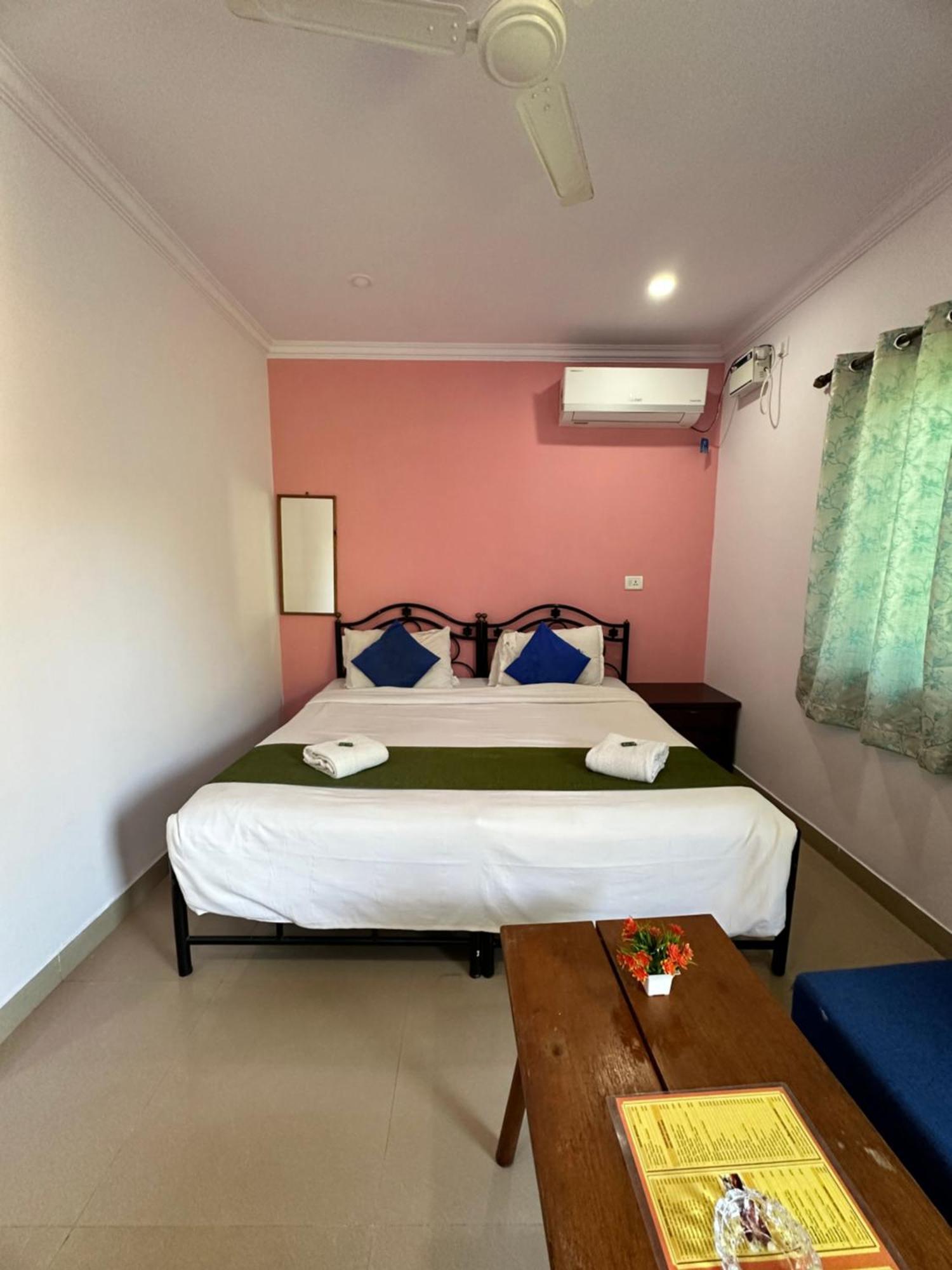 Casa Somanjo Inn Calangute Kültér fotó